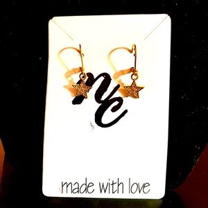 Golden Star Earrings 🔥